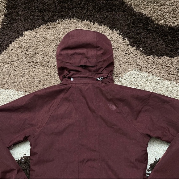 The North Face Women's Inlux Insulated Jacket Sz S In Deep Garnet Red Heather - Picture 12 of 12